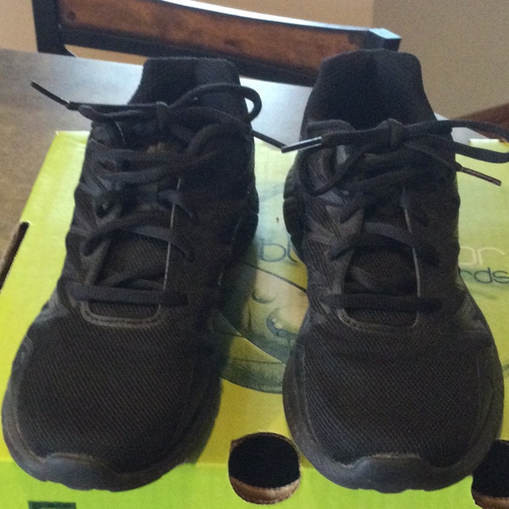 Black Athletic Womens Shoes